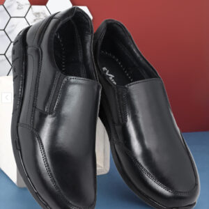 Sporty Black – Sleek & Dynamic Activewear